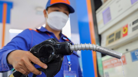 Bộ Tài chính: Kéo dài ưu đãi thuế xăng dầu đến hết năm 2026 là cần thiết