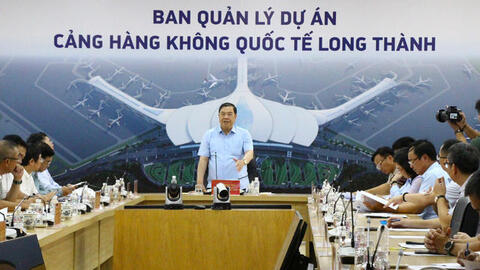 Phó Thủ tướng Thường trực Phạm Gia Túc kiểm tra sân bay Long Thành và các tuyến giao thông kết nối