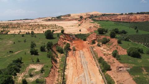 Thi công đường ven biển Phan Thiết - Kê Gà sau khi gỡ nút thắt mỏ titan