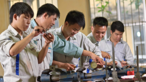 Điều kiện để giáo viên dạy thực hành nghề được cấp chứng chỉ mà không cần học bồi dưỡng