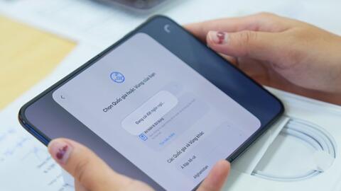 iPhone Duo thiếu tính năng giúp người gọi FaceTime nhìn thẳng vào camera