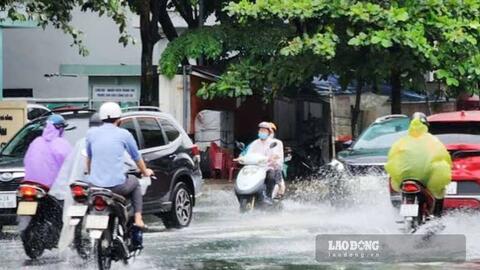 Huế, Đà Nẵng có nơi mưa to, cảnh báo nguy cơ lũ quét, sạt lở 6 giờ tới