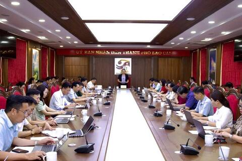 <a href="/tin-tuc" title="Tin tức" rel="dofollow">Tin tức</a>