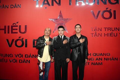 <a href="/giai-tri" title="Giải trí" rel="dofollow">Giải trí</a>