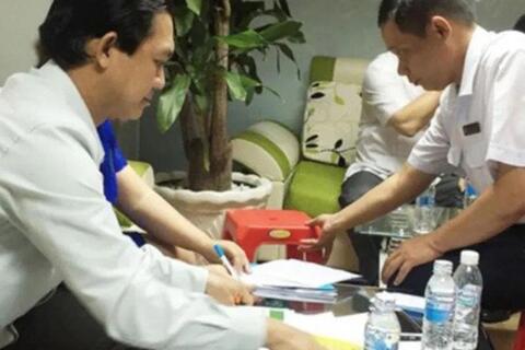 <a href="/y-te" title="Y tế" rel="dofollow">Y tế</a>