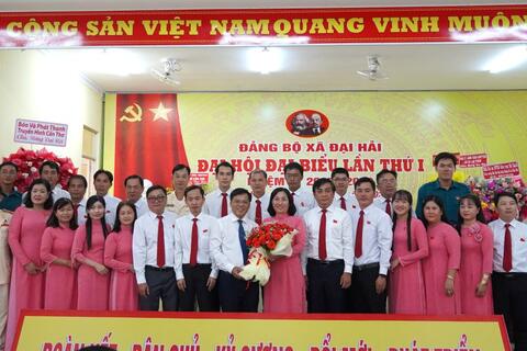<a href="/tin-tuc" title="Tin tức" rel="dofollow">Tin tức</a>
