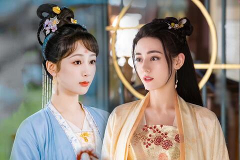 <a href="/giai-tri" title="Giải trí" rel="dofollow">Giải trí</a>