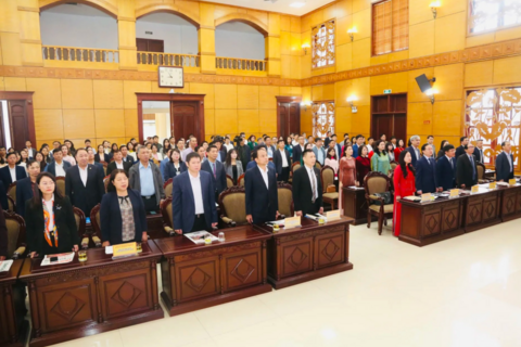 <a href="/tin-tuc" title="Tin tức" rel="dofollow">Tin tức</a>