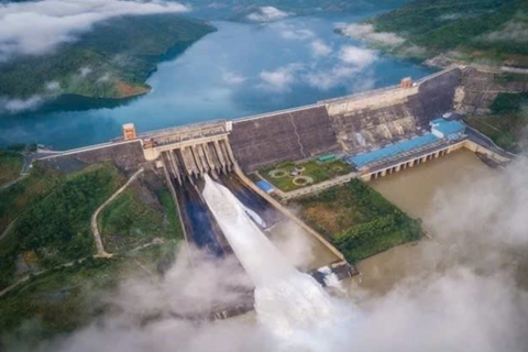 <a href="/giai-tri" title="Giải trí" rel="dofollow">Giải trí</a>