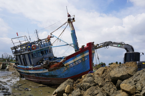 <a href="/tin-tuc" title="Tin tức" rel="dofollow">Tin tức</a>