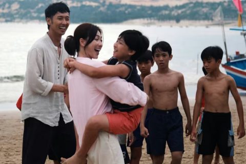 <a href="/giai-tri" title="Giải trí" rel="dofollow">Giải trí</a>