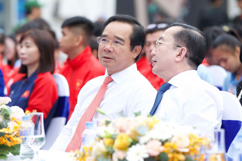 <a href="/the-thao" title="Thể thao" rel="dofollow">Thể thao</a>