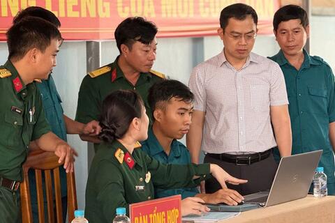 <a href="/tin-tuc" title="Tin tức" rel="dofollow">Tin tức</a>