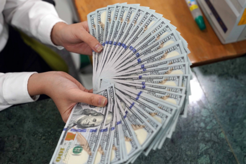 <a href="/kinh-te" title="Kinh tế" rel="dofollow">Kinh tế</a>