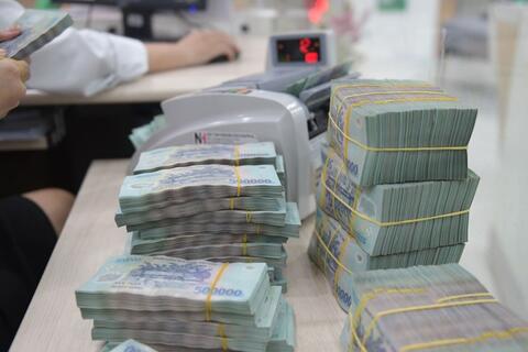 <a href="/kinh-te" title="Kinh tế" rel="dofollow">Kinh tế</a>