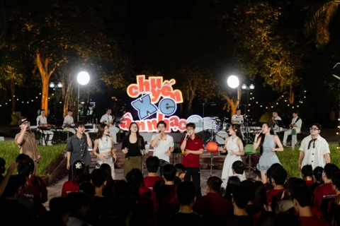 <a href="/giai-tri" title="Giải trí" rel="dofollow">Giải trí</a>