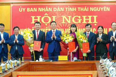<a href="/tin-tuc" title="Tin tức" rel="dofollow">Tin tức</a>