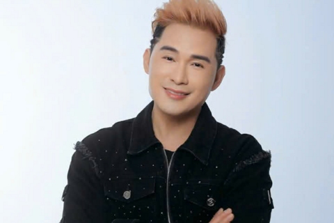 <a href="/giai-tri" title="Giải trí" rel="dofollow">Giải trí</a>