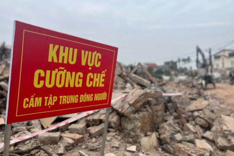 <a href="/tin-tuc" title="Tin tức" rel="dofollow">Tin tức</a>