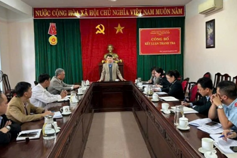 <a href="/tin-tuc" title="Tin tức" rel="dofollow">Tin tức</a>