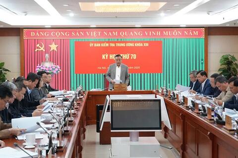 <a href="/tin-tuc" title="Tin tức" rel="dofollow">Tin tức</a>