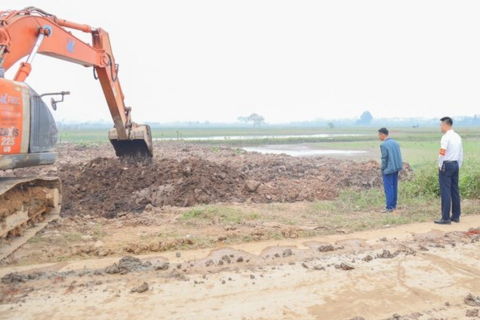 <a href="/tin-tuc" title="Tin tức" rel="dofollow">Tin tức</a>