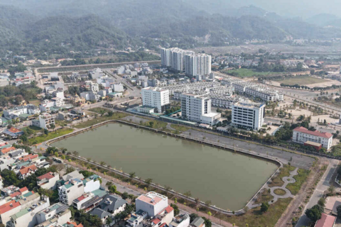 <a href="/kinh-te" title="Kinh tế" rel="dofollow">Kinh tế</a>