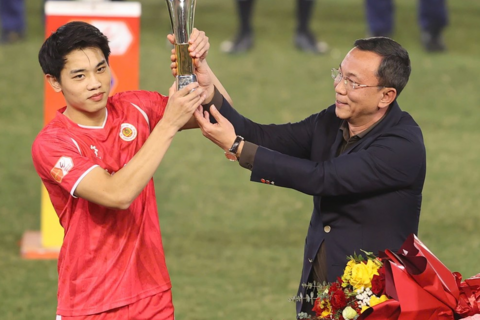 <a href="/the-thao" title="Thể thao" rel="dofollow">Thể thao</a>