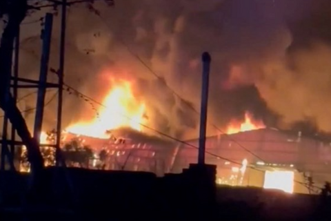 <a href="/tin-tuc" title="Tin tức" rel="dofollow">Tin tức</a>