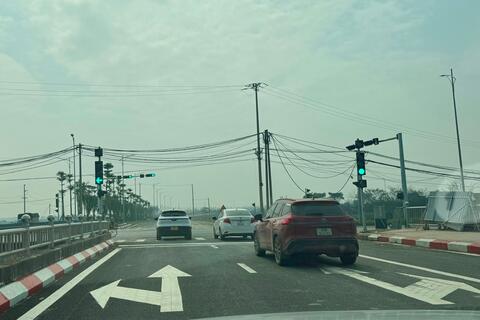 <a href="/tin-tuc" title="Tin tức" rel="dofollow">Tin tức</a>