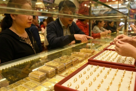 <a href="/kinh-te" title="Kinh tế" rel="dofollow">Kinh tế</a>