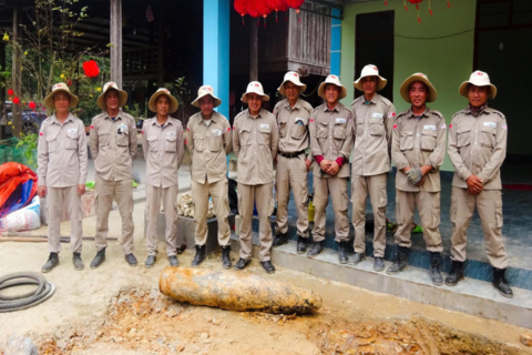 <a href="/tin-tuc" title="Tin tức" rel="dofollow">Tin tức</a>