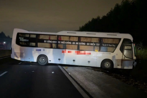 <a href="/tin-tuc" title="Tin tức" rel="dofollow">Tin tức</a>