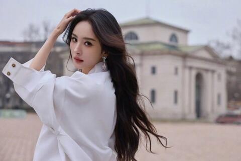 <a href="/giai-tri" title="Giải trí" rel="dofollow">Giải trí</a>