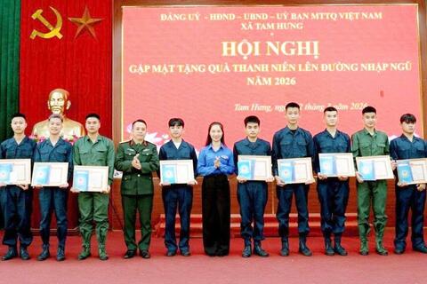 <a href="/tin-tuc" title="Tin tức" rel="dofollow">Tin tức</a>