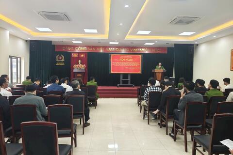 <a href="/tin-tuc" title="Tin tức" rel="dofollow">Tin tức</a>