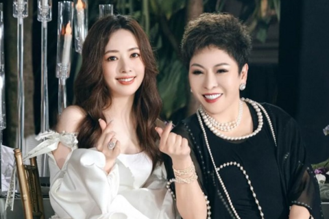 <a href="/giai-tri" title="Giải trí" rel="dofollow">Giải trí</a>