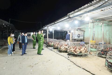 <a href="/moi-truong" title="Môi trường" rel="dofollow">Môi trường</a>