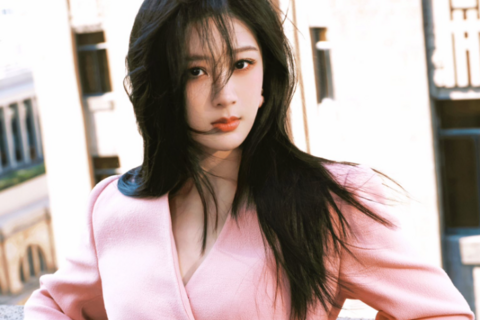 <a href="/giai-tri" title="Giải trí" rel="dofollow">Giải trí</a>