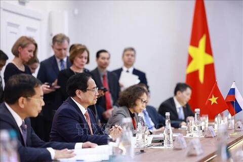 <a href="/tin-tuc" title="Tin tức" rel="dofollow">Tin tức</a>