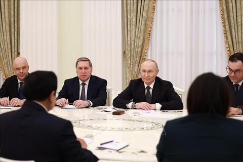 <a href="/tin-tuc" title="Tin tức" rel="dofollow">Tin tức</a>