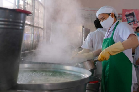 <a href="/tin-tuc" title="Tin tức" rel="dofollow">Tin tức</a>