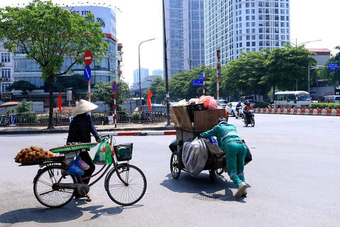 <a href="/moi-truong" title="Môi trường" rel="dofollow">Môi trường</a>