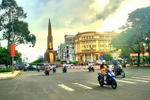 <a href="/giai-tri" title="Giải trí" rel="dofollow">Giải trí</a>