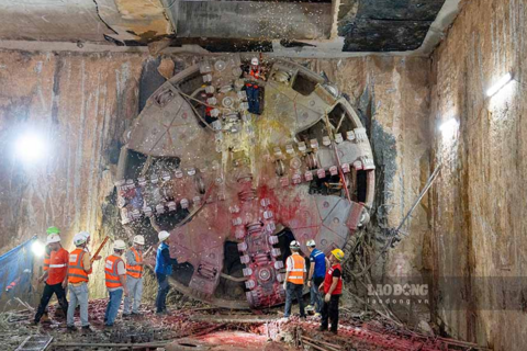 <a href="/tin-tuc" title="Tin tức" rel="dofollow">Tin tức</a>