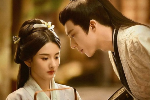 <a href="/giai-tri" title="Giải trí" rel="dofollow">Giải trí</a>