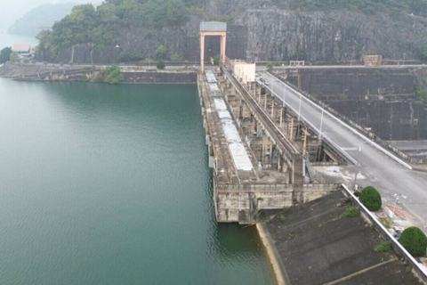 <a href="/tin-tuc" title="Tin tức" rel="dofollow">Tin tức</a>