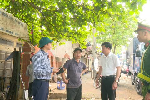 <a href="/tin-tuc" title="Tin tức" rel="dofollow">Tin tức</a>