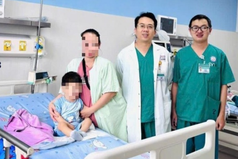 <a href="/tin-tuc" title="Tin tức" rel="dofollow">Tin tức</a>