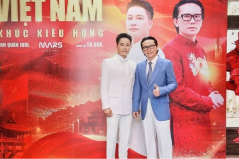 <a href="/giai-tri" title="Giải trí" rel="dofollow">Giải trí</a>